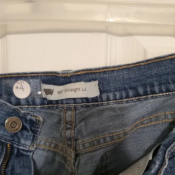 Levi's Men's Light Blue Straight Jeans - Picture 5 of 9